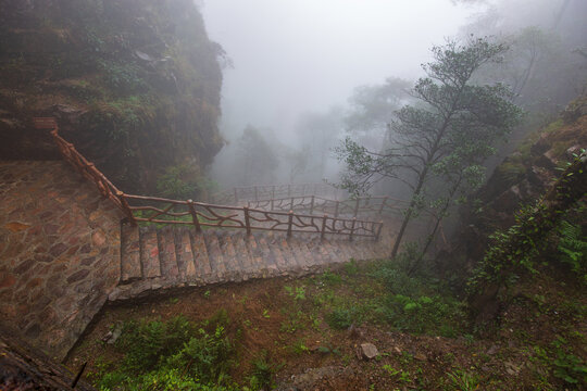 北帝山景区石桥山登山路