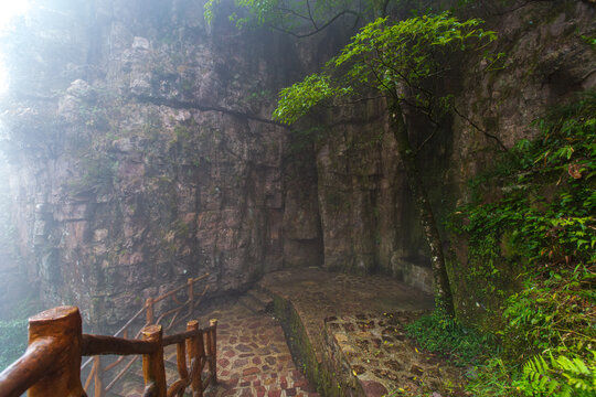 北帝山旅游风景区仙人谷山石