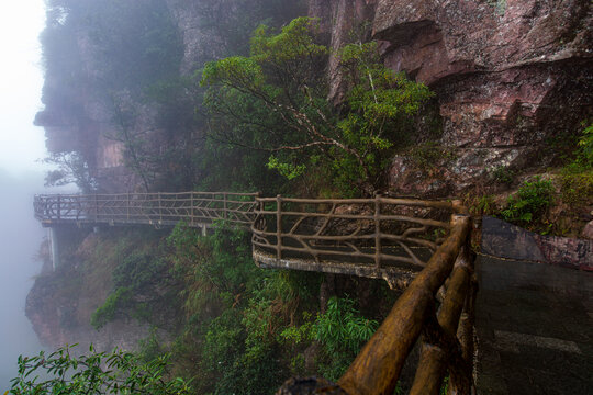 北帝山旅游风景区悬空栈道