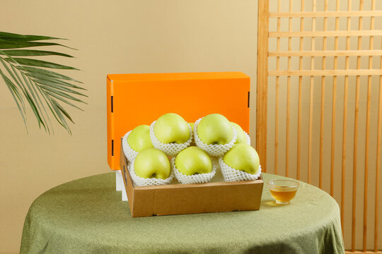 礼盒装的瑞雪苹果