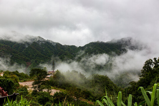 北帝山旅游风景区雾海