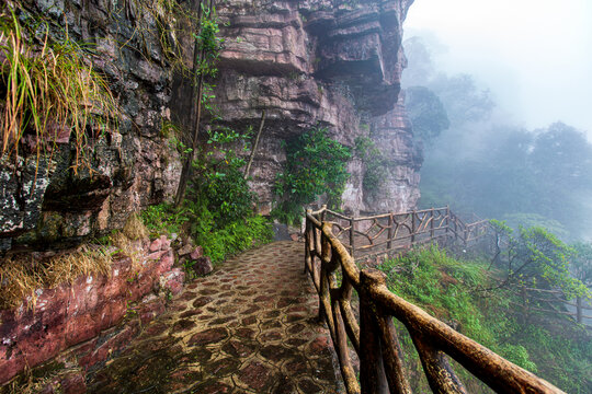 北帝山旅游风景区彩石步道