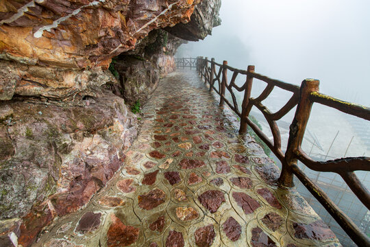 北帝山旅游风景区彩石步道