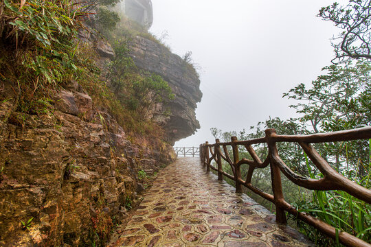 北帝山旅游风景区彩石步道