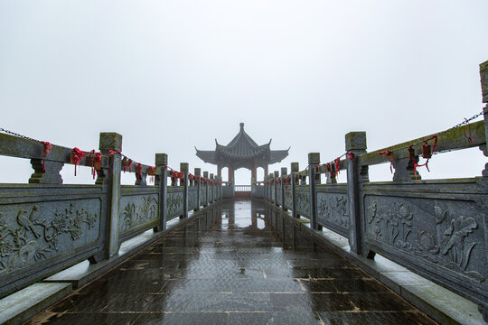 北帝山旅游风景区观景亭