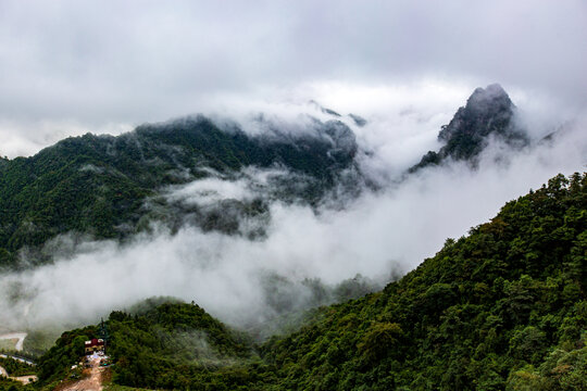 北帝山旅游风景区雾海