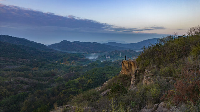 苏州白马涧山区晨雾