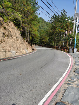 公路山路弯路柏油路山路十八弯