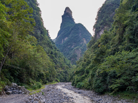 高山丘壑