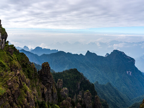 高山丘壑