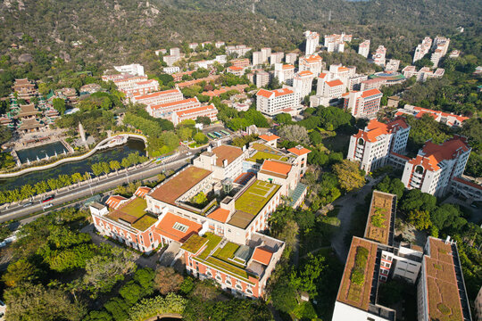 航拍厦门大学建筑风光