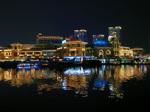 北京蓝色港湾夜景