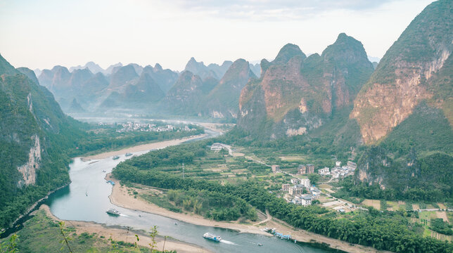 广西桂林漓江山水风光