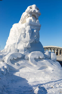 吉林市巨龙雪雕