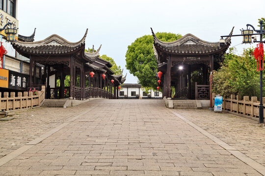 风雨廊桥