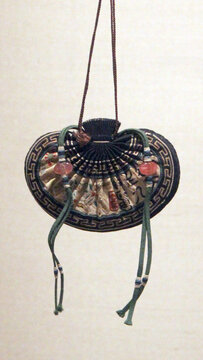 清代刺繡荷包袋
