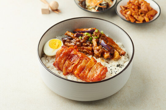 茄子鸡排饭