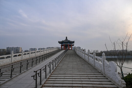 中国开封包公湖开封府建筑风景