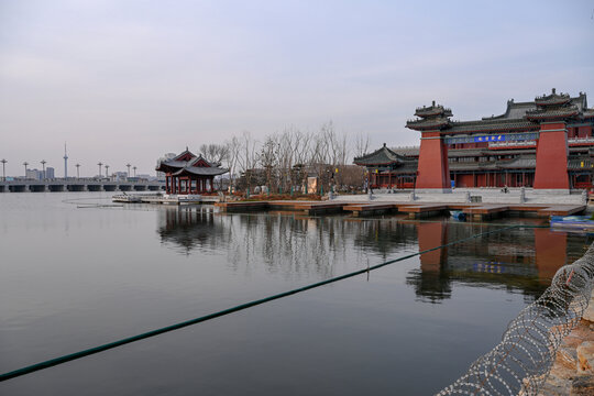 中国开封包公湖开封府建筑风景