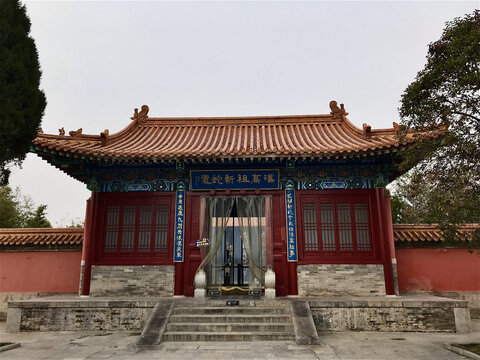 永城劉邦斬蛇處景區入口