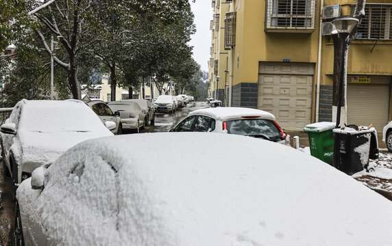 下雪了