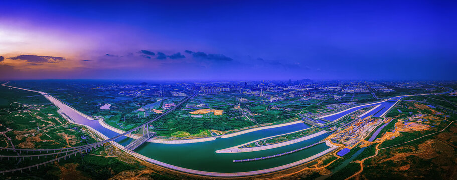 引江济淮蜀山枢纽夜景