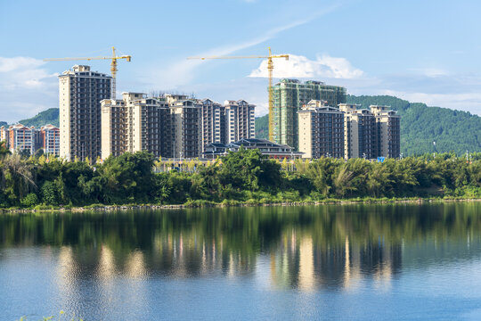 江边在建楼盘