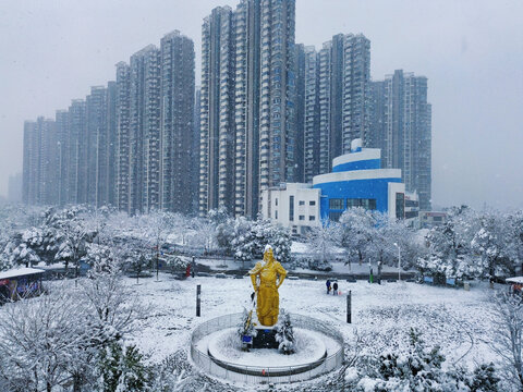 长沙关帝广场的雪景