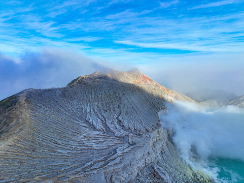 印度尼西亚伊真火山