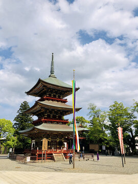 日本成田山新胜寺三重塔