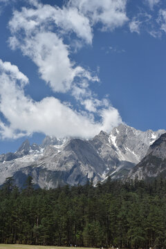 玉龙雪山