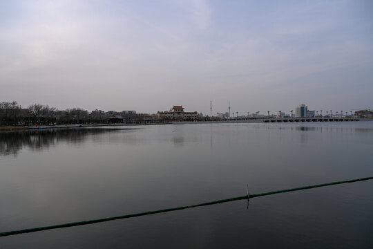 中国开封包公湖开封府建筑风景