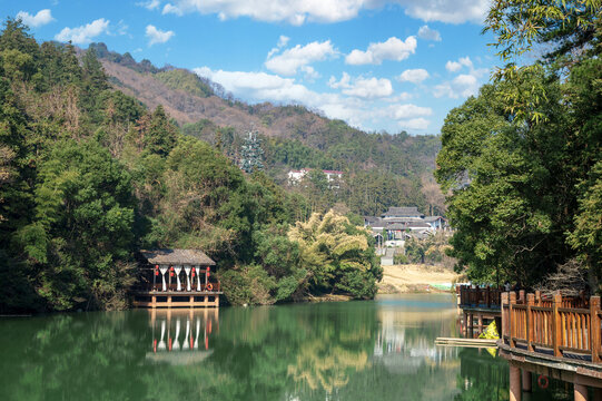 南昌湾里洪崖丹井景区