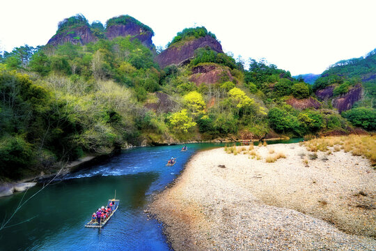 武夷山九曲溪竹筏漂流