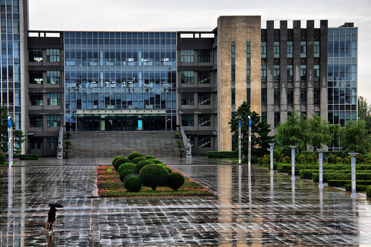 齐齐哈尔医学院