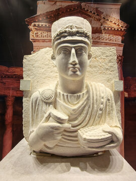 叙利亚文物石灰石墓葬雕像