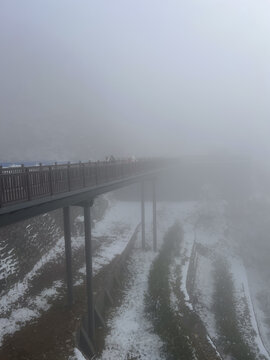 云台山天桥雾雪