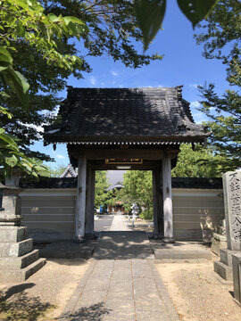 日本龙峰山大统禅寺大门