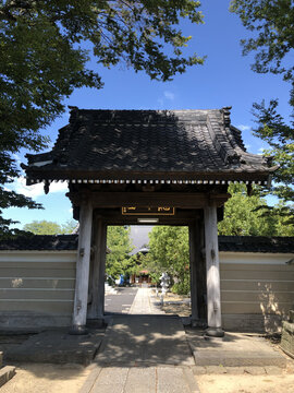 日本龙峰山大统禅寺大门