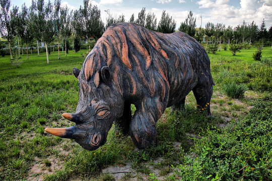 猛犸公园犀牛雕像