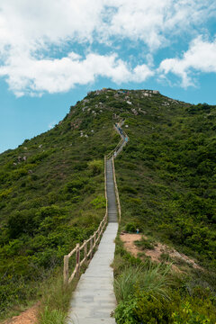 徒步爬山栈道