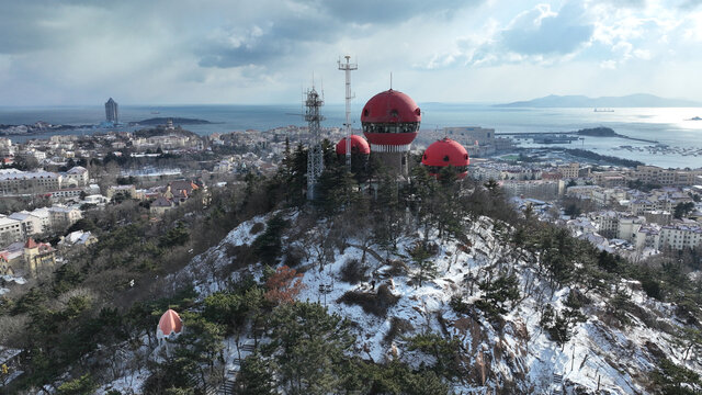 青岛老城区雪景