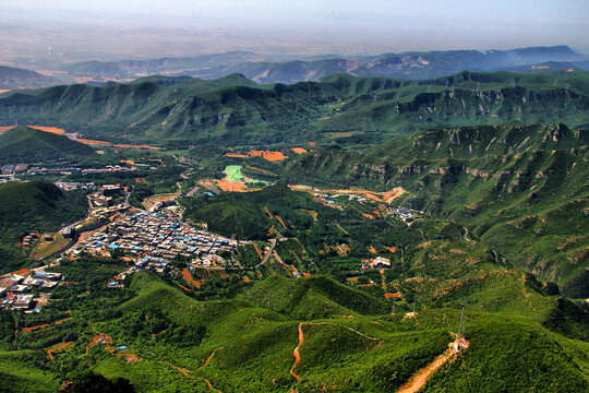 云台山远眺太行山风景