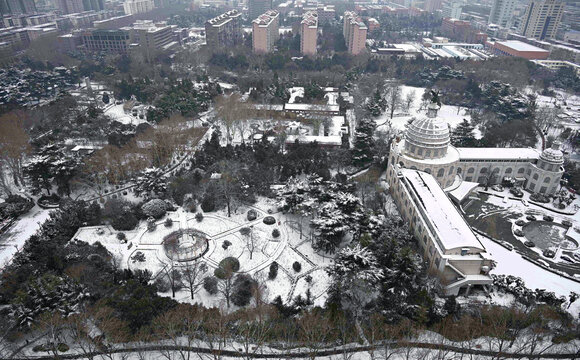 航拍雪景