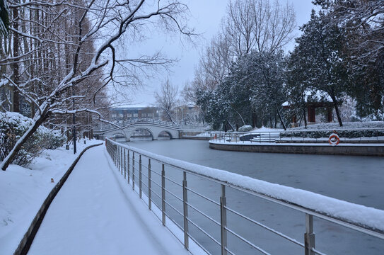 马陵公园雪景