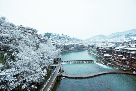 沱江雪景