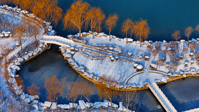 航拍紫云湖雪景