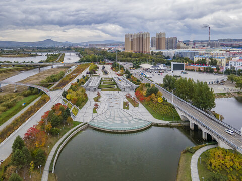 鸡西穆棱河公园风光