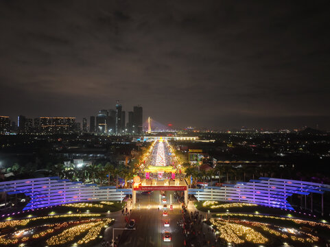 陈村迎春花市夜景