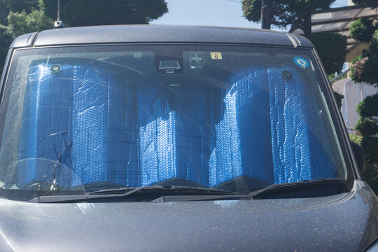 吸盘式汽车前挡玻璃挡光板
